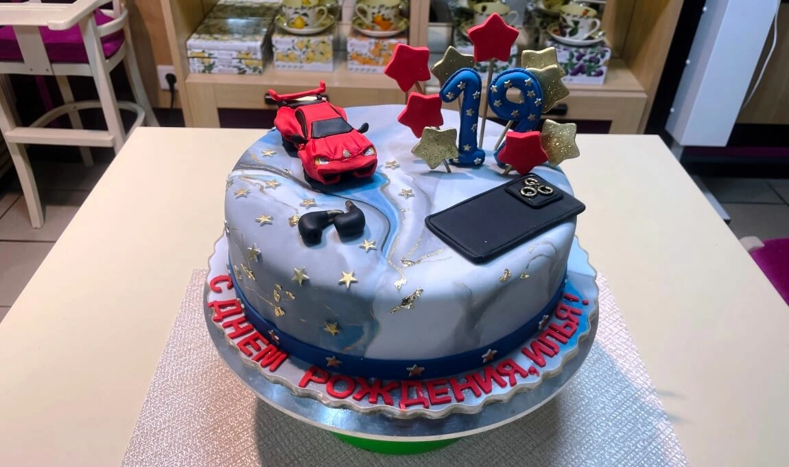 Персонализированные торты и открытки