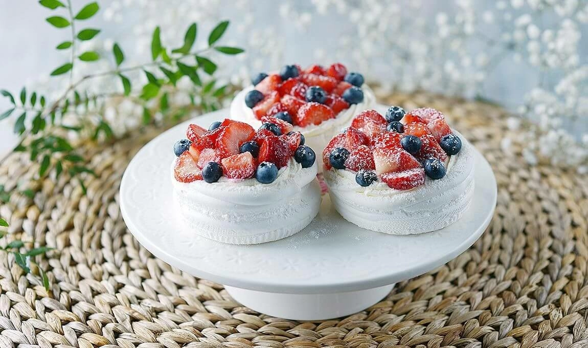 Заказ пирожных с доставкой