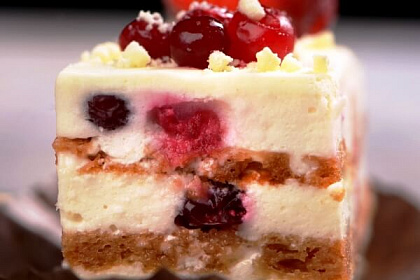 Творожный торт и пирожные