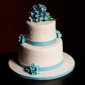 Торт "Свадебный с бирюзовыми цветами" 